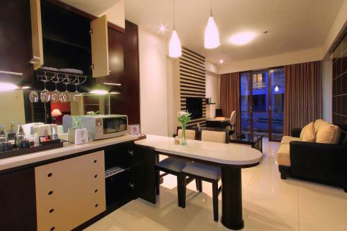 Aparthotel Aston Kuta Hotel And Residence