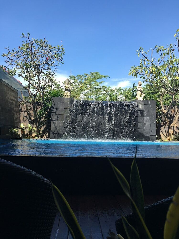 7 Days Premium Kuta Bali Hotel