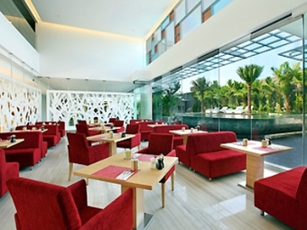 Hotel Mercure Bali Harvestland Kuta