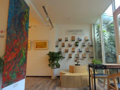 Dali Words Collection Hostel