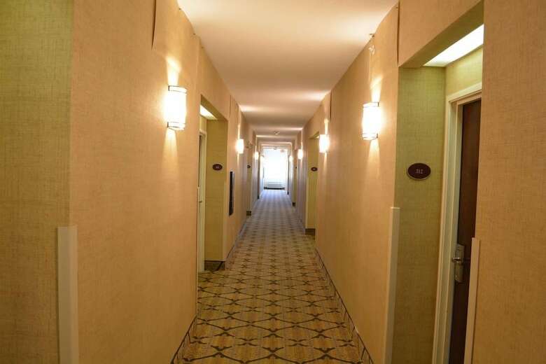 Hotel Comfort Suites North Academy