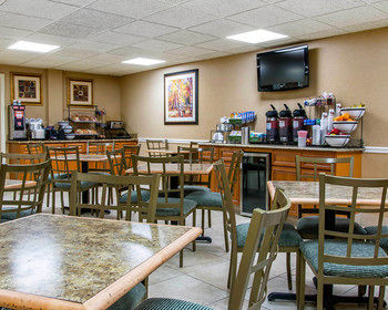 Hotel Comfort Inn (livonia)