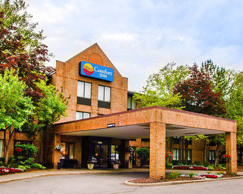 Hotel Comfort Inn (livonia)
