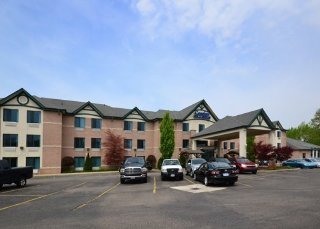 Hotel Comfort Inn & Suites