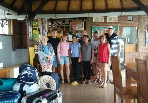 Hostal Karang Sari Guesthouse & Restaurant