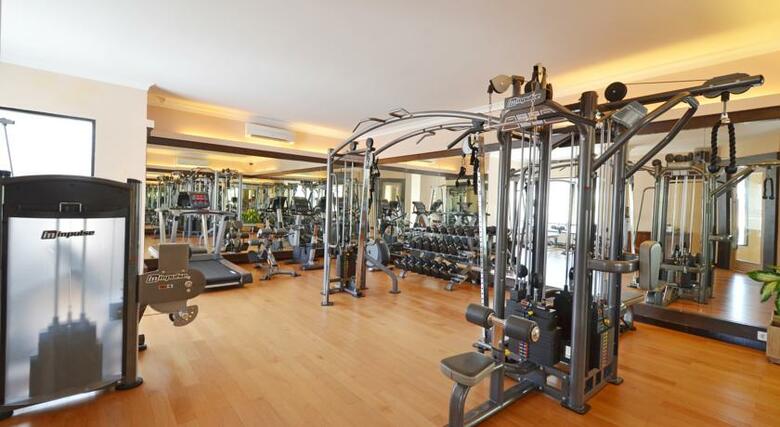 The Axana Hotel - Padang