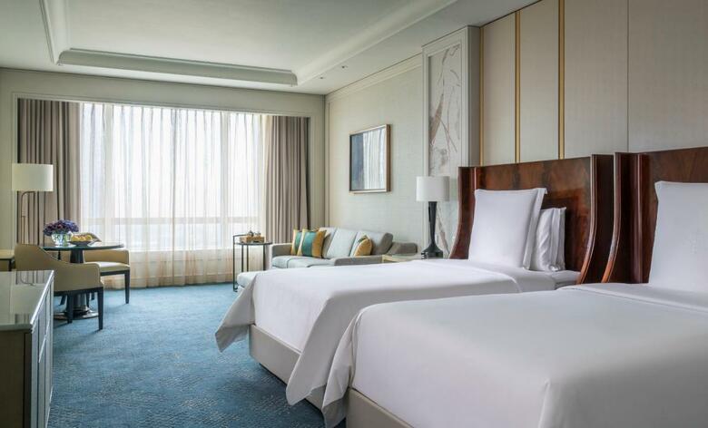Four Seasons Hotel Macao, Cotai Strip