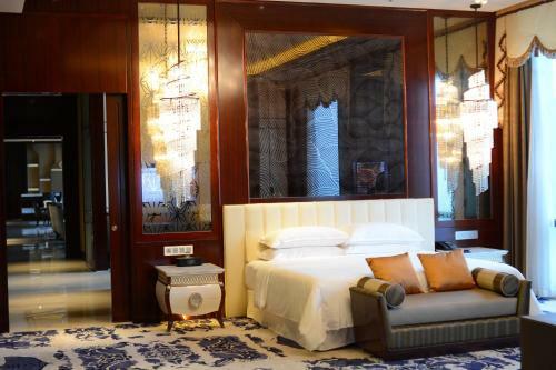 Sheraton Changde Wuling Hotel