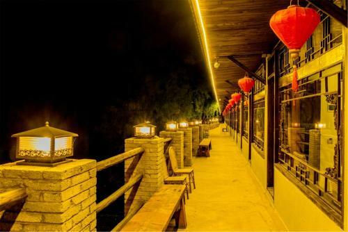 Posada Huayueye Guanjin Inn