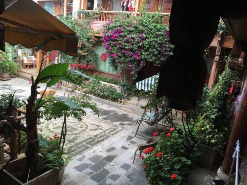 Posada Lijiang Rongyi Homestay