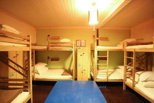 Lijiang Senior Leader Hostel