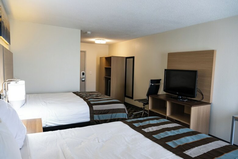 Hotel Comfort Inn