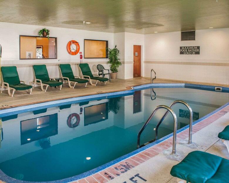 Hotel Comfort Suites