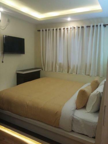 327 Thamel Hotel