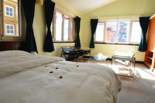 Hostal Epiphany Guest House