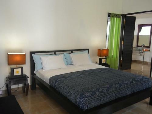 Lovina Villa Cinta