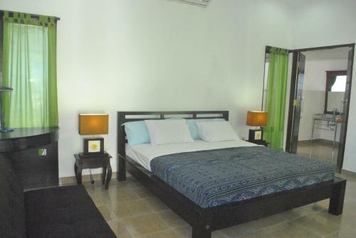 Lovina Villa Cinta
