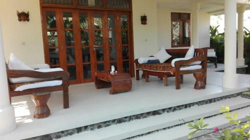 Starlight Hotel Lovina