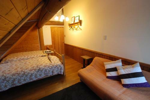 Lodge Pension Woody Note