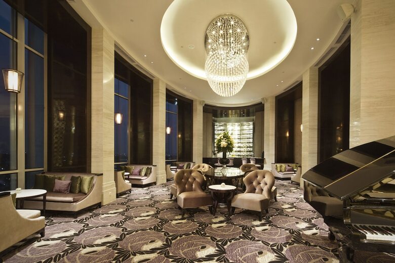 Hotel Ciputra World Surabaya