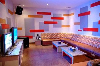 Fm7 Resort Hotel Jakarta