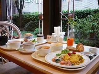 Shin-osaka Station Hotel