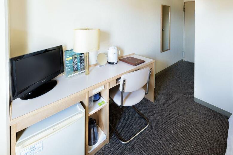 Shin-osaka Sunny Stone Hotel