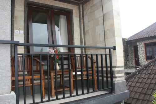 Hostal Corner Guest House