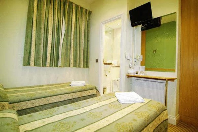 Westbury Hotel