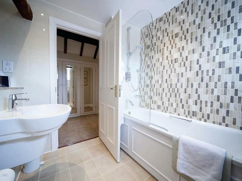 Hotel Macdonald Alveston Manor