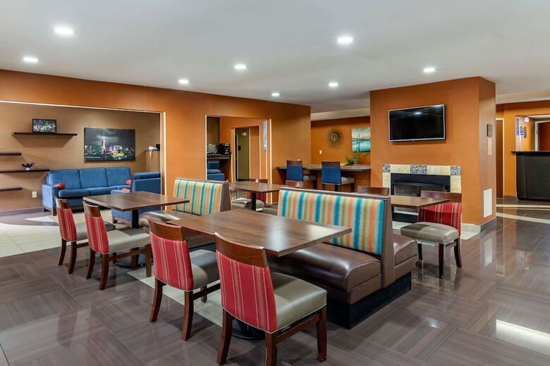 Hotel Comfort Inn
