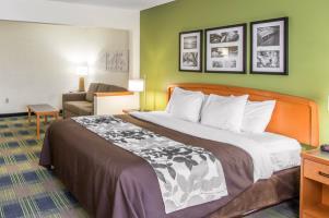 Hotel Sleep Inn & Suites
