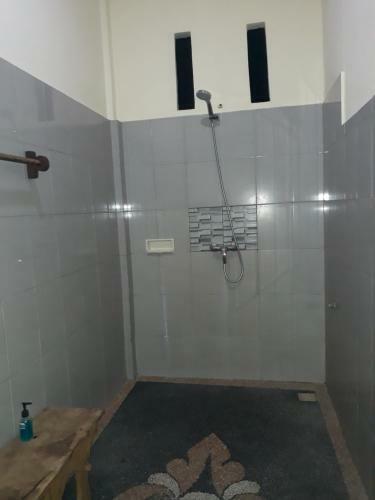 Hostal Adi House Homestay