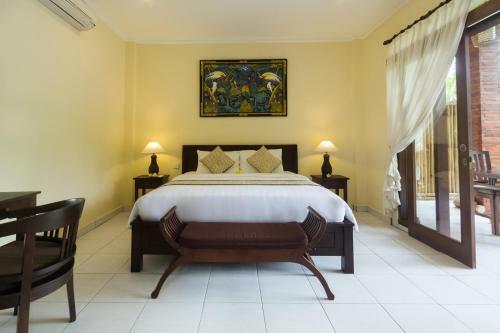 Hostal Nyoman Sandi Guest House