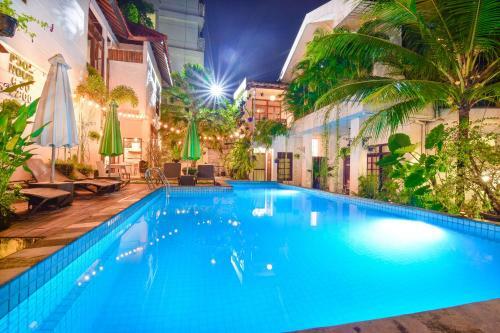 Hotel Tiga Lima Homestay