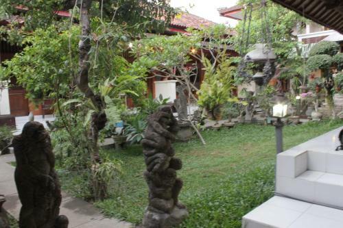 Hotel Agung And Sue Watering Hole I