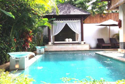 Nike Villas
