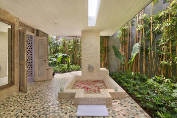 Hidden Hills Villas