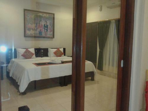 Hostal Brata Inn