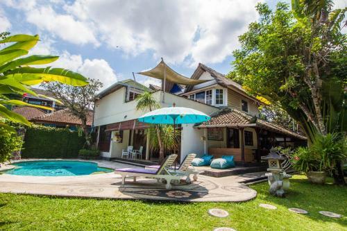Bed & Breakfast Seminyak Oasis