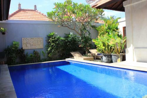 Taman Kesari Villas