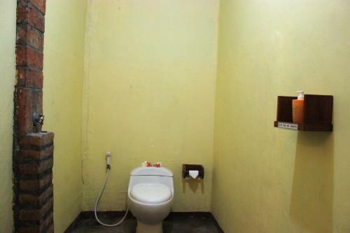 Hostal Mami Inn Menjangan