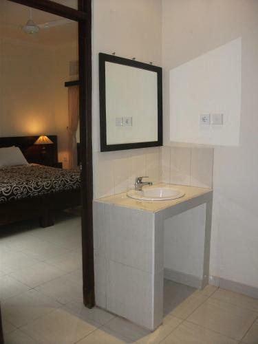 Hostal Gerhana Sari 2 Bungalows