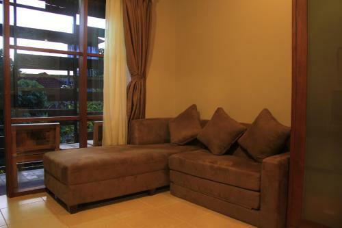 Hostal Semarandana Bedrooms And Pool