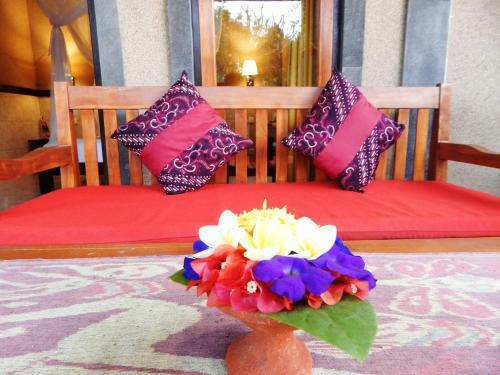 Hostal Pondok Shindu Guest House