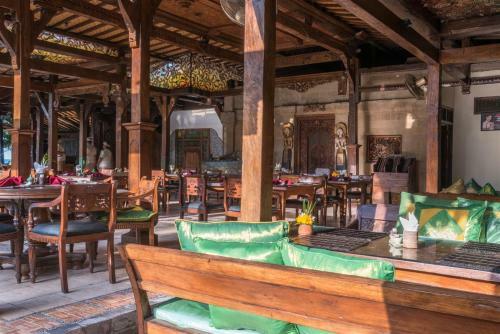 Hotel Pondok Sari Beach & Spa Resort