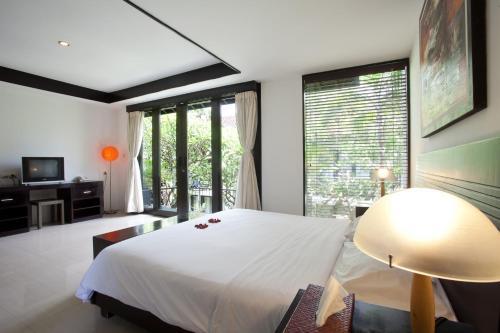 Hostal S'cape Condotel