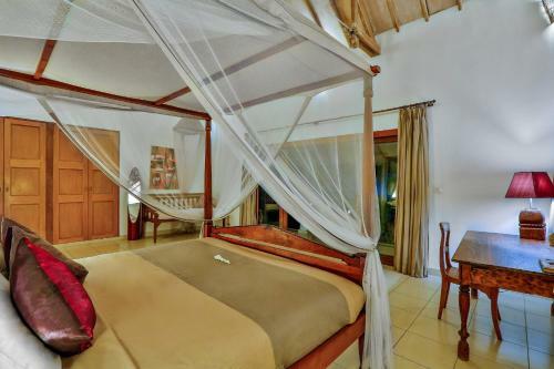 Villa Damai Kecil