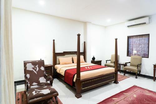 Maxi Hotel, Restaurant And Spa