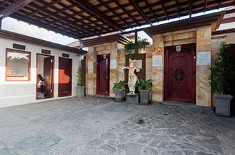 Villa Umah Puri